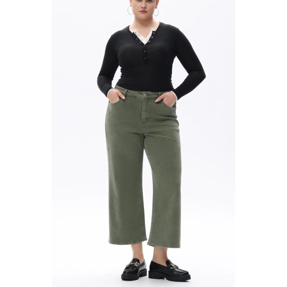 NWT BAYEAS Women's Olive Mid Rise Relaxed Cropped Straight Leg Pants  18W